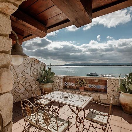 Palazzo Giunta - Porta Marina Ortigia Bed & Breakfast Syracuse Ngoại thất bức ảnh