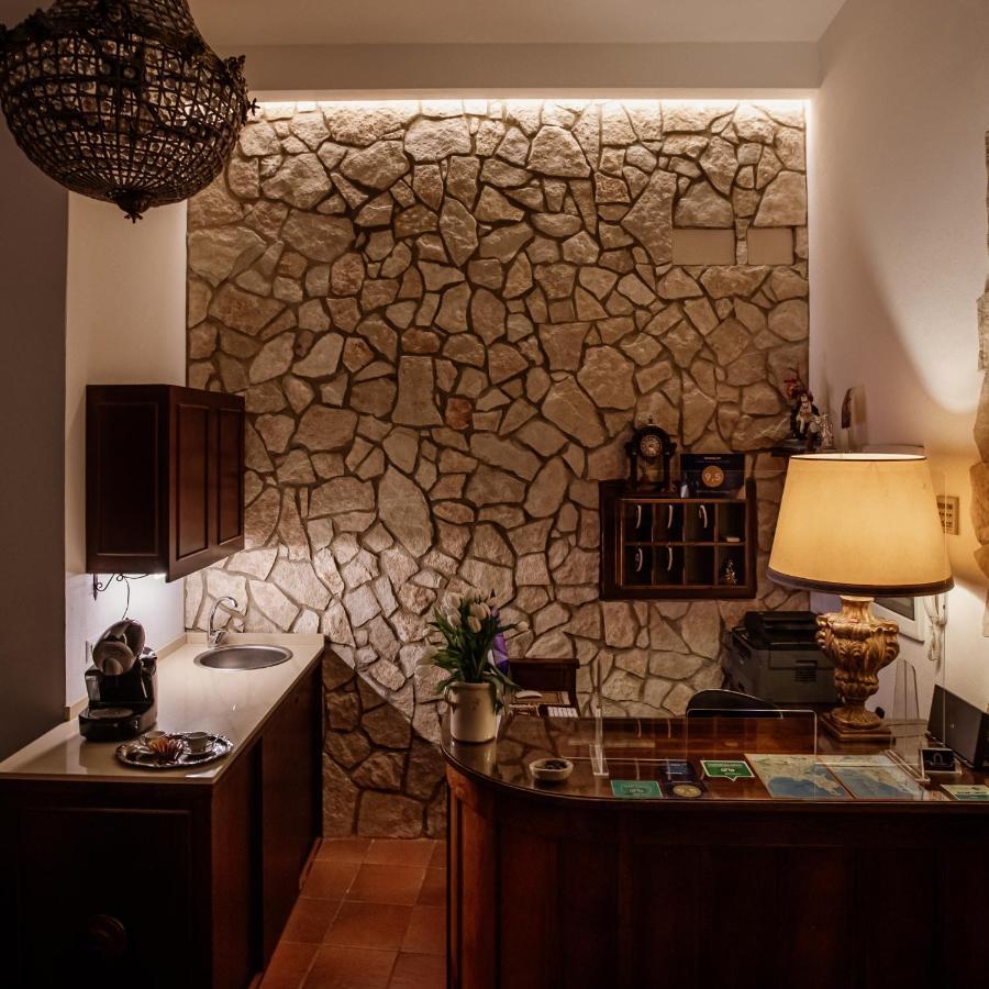 Palazzo Giunta - Porta Marina Ortigia Bed & Breakfast Syracuse Ngoại thất bức ảnh