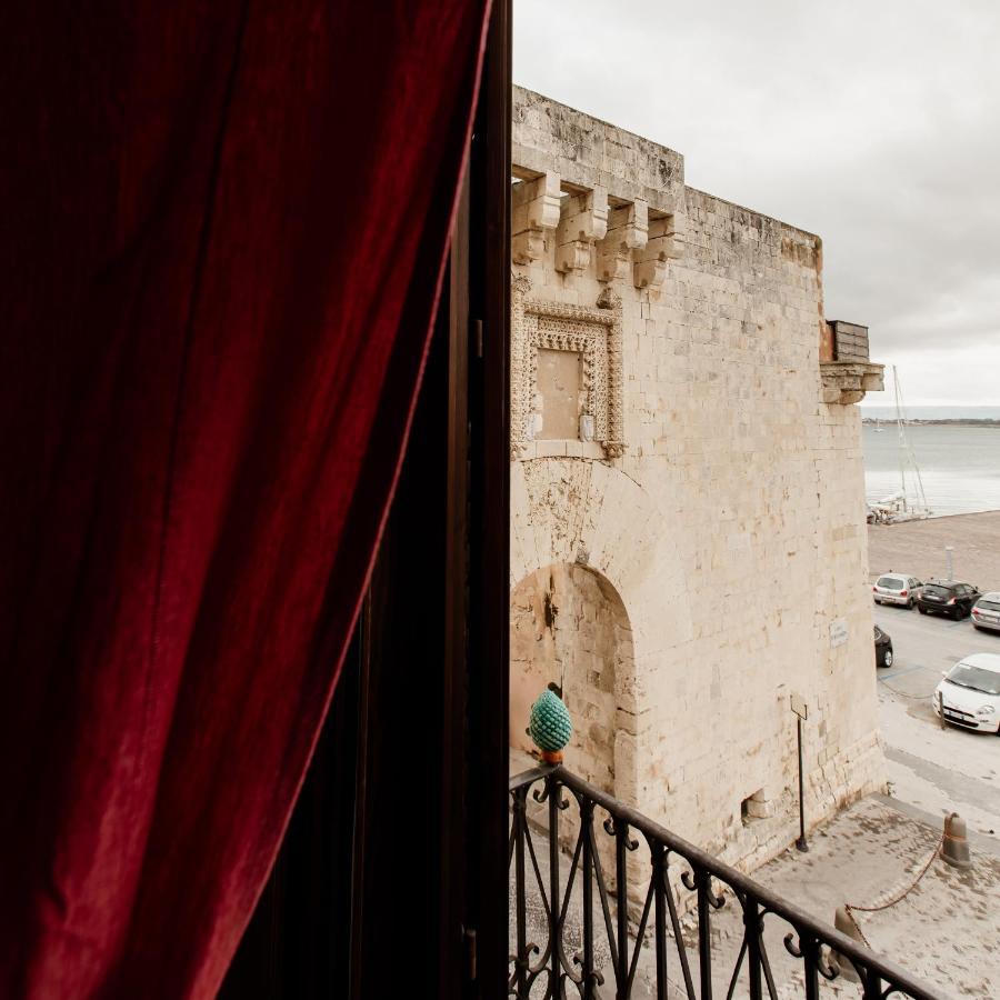 Palazzo Giunta - Porta Marina Ortigia Bed & Breakfast Syracuse Ngoại thất bức ảnh