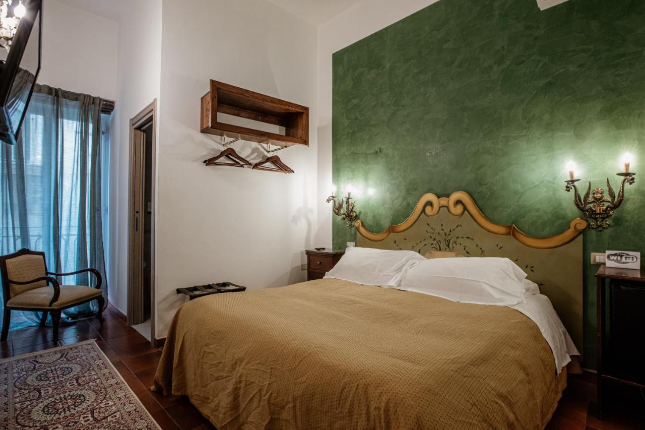 Palazzo Giunta - Porta Marina Ortigia Bed & Breakfast Syracuse Ngoại thất bức ảnh