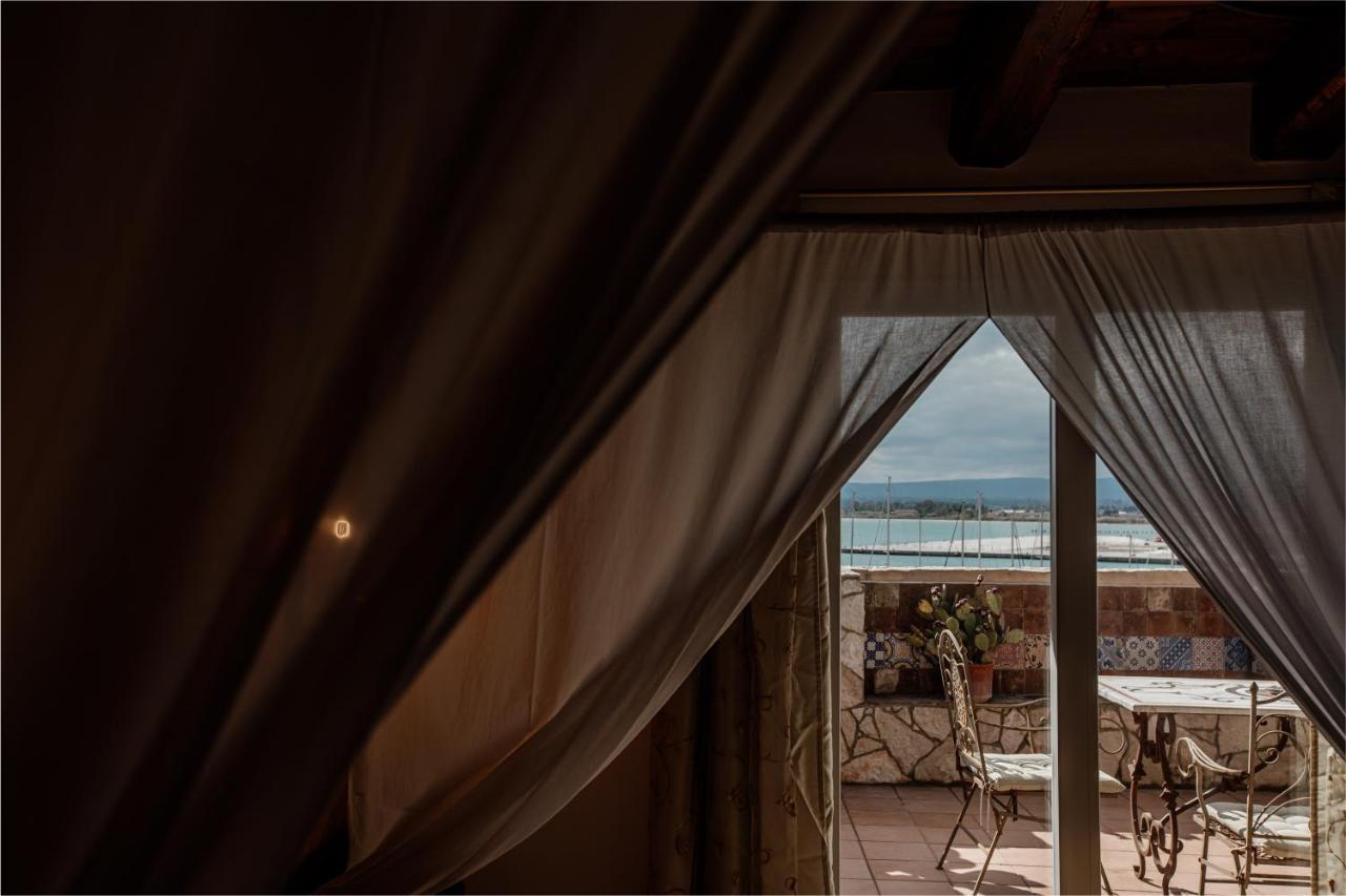 Palazzo Giunta - Porta Marina Ortigia Bed & Breakfast Syracuse Ngoại thất bức ảnh