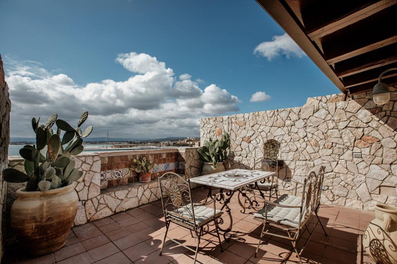 Palazzo Giunta - Porta Marina Ortigia Bed & Breakfast Syracuse Ngoại thất bức ảnh
