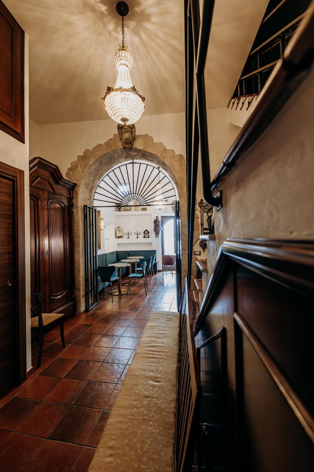 Palazzo Giunta - Porta Marina Ortigia Bed & Breakfast Syracuse Ngoại thất bức ảnh