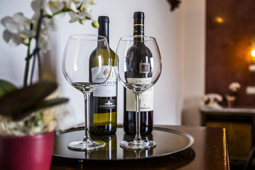 Palazzo Giunta - Porta Marina Ortigia Bed & Breakfast Syracuse Ngoại thất bức ảnh