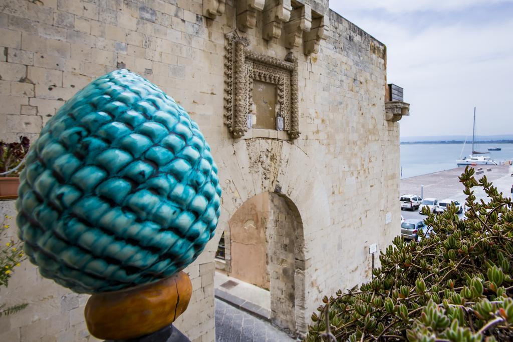 Palazzo Giunta - Porta Marina Ortigia Bed & Breakfast Syracuse Ngoại thất bức ảnh