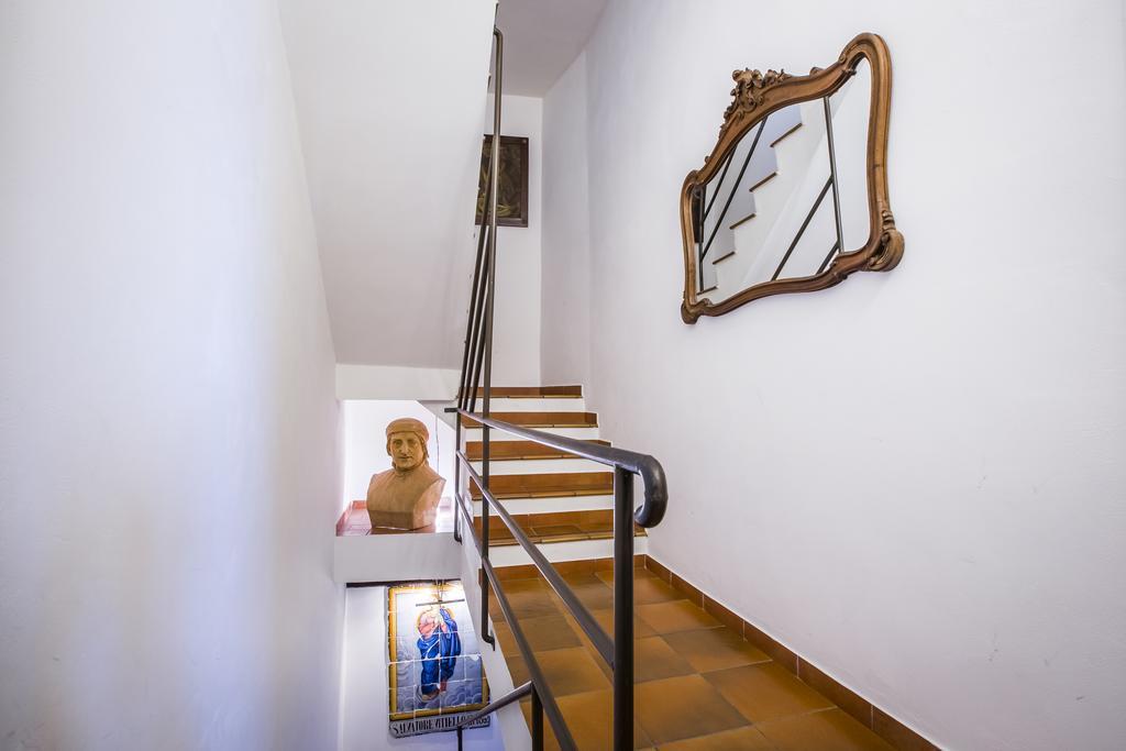 Palazzo Giunta - Porta Marina Ortigia Bed & Breakfast Syracuse Ngoại thất bức ảnh