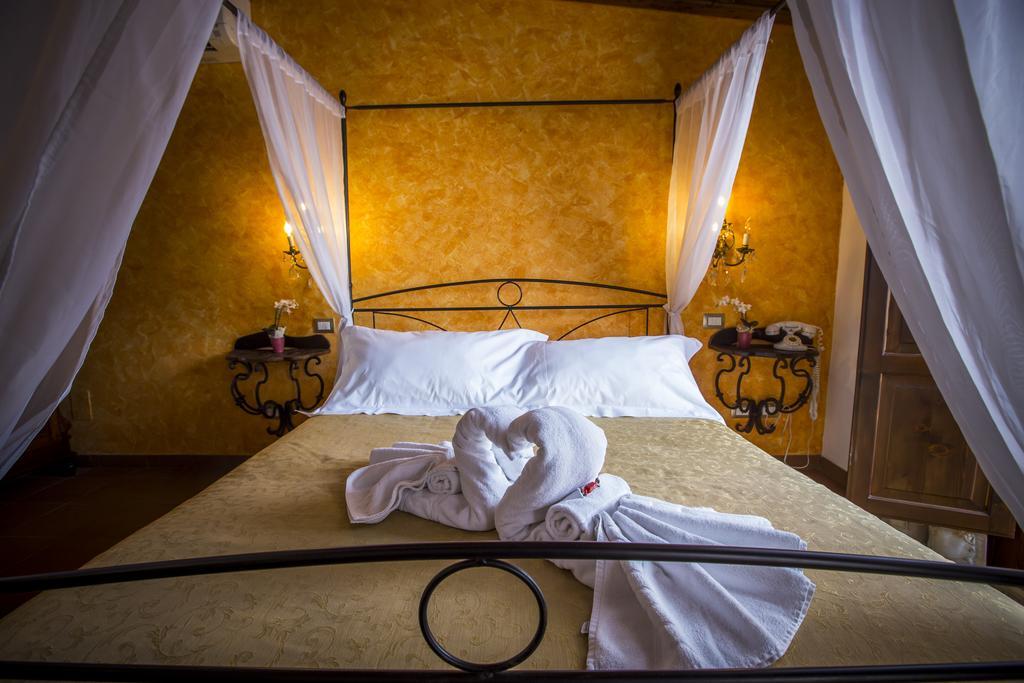 Palazzo Giunta - Porta Marina Ortigia Bed & Breakfast Syracuse Ngoại thất bức ảnh