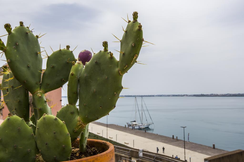 Palazzo Giunta - Porta Marina Ortigia Bed & Breakfast Syracuse Ngoại thất bức ảnh